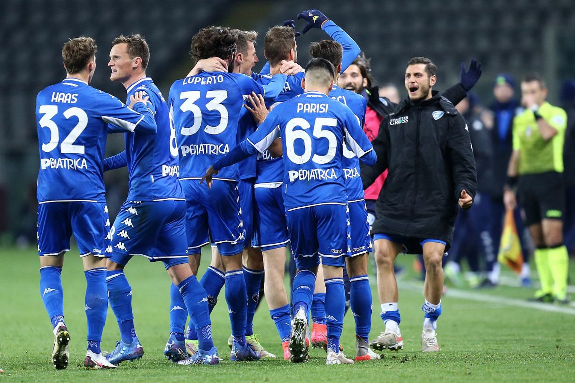 衡球员的薪 衡球员的薪