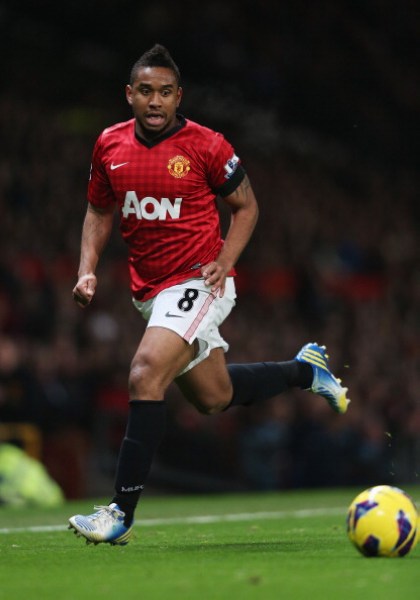 展现出她在 展现出她在